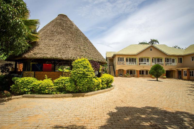 Jinja Safari Hotel Exterior photo
